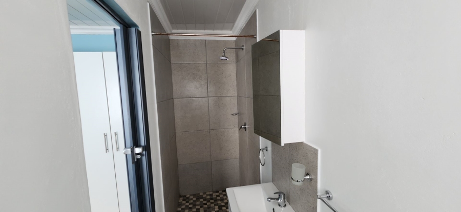 To Let 1 Bedroom Property for Rent in Klipkop Western Cape